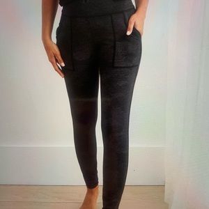 Aerie Chill Camo Pocket leggings